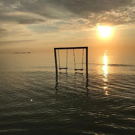 La Eluta Cazino Apartmán *