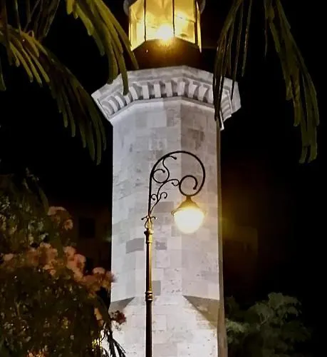 アパート La Eluta Cazino *